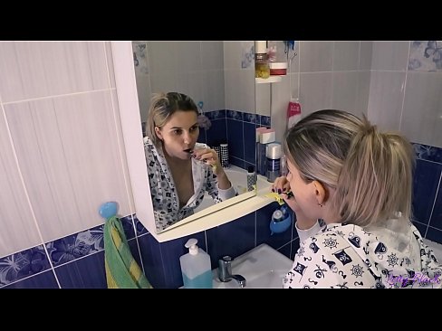 ❤️ Mae darnia gyda ifanc mewn pyjamas yn dod i ben cum llafar yn ass - letty du ❌ Fideo porn ar porn % cy.super-vip.top% ️❤